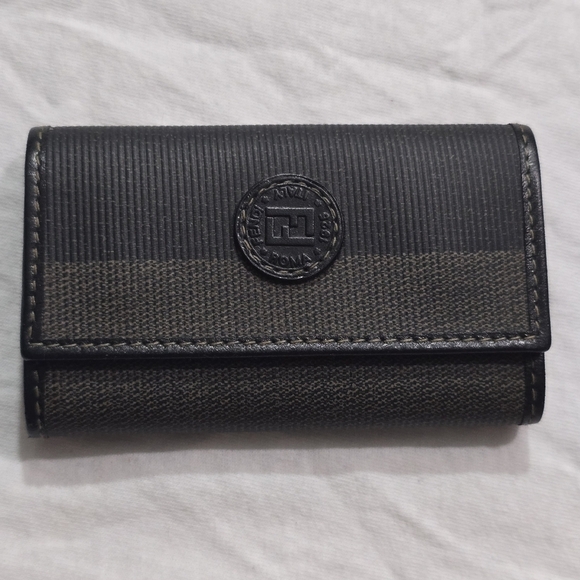 Fendi Iconic Brown Striped 6 Key Key Fob Wallet Gold Tone Excellent Condition - Picture 1 of 11